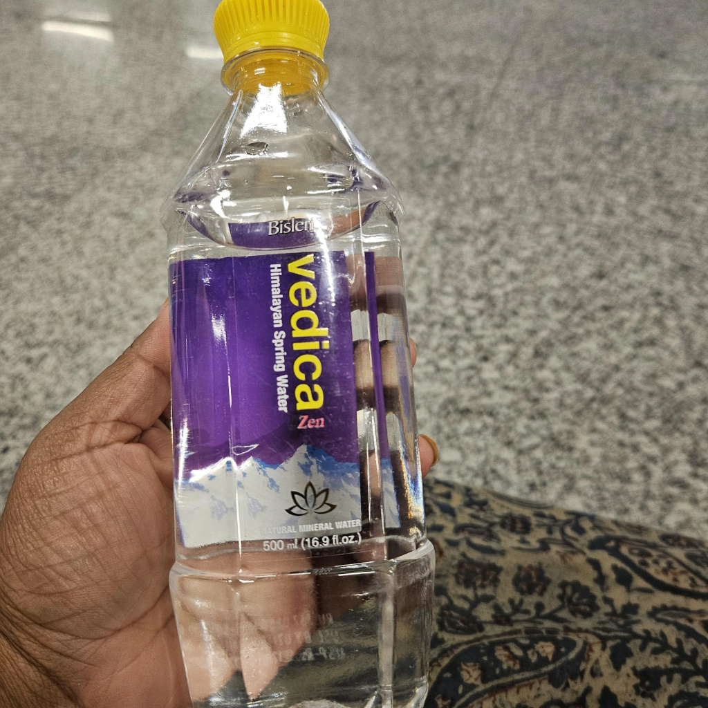 Bisleri Vedica Himalyan Spring Watter