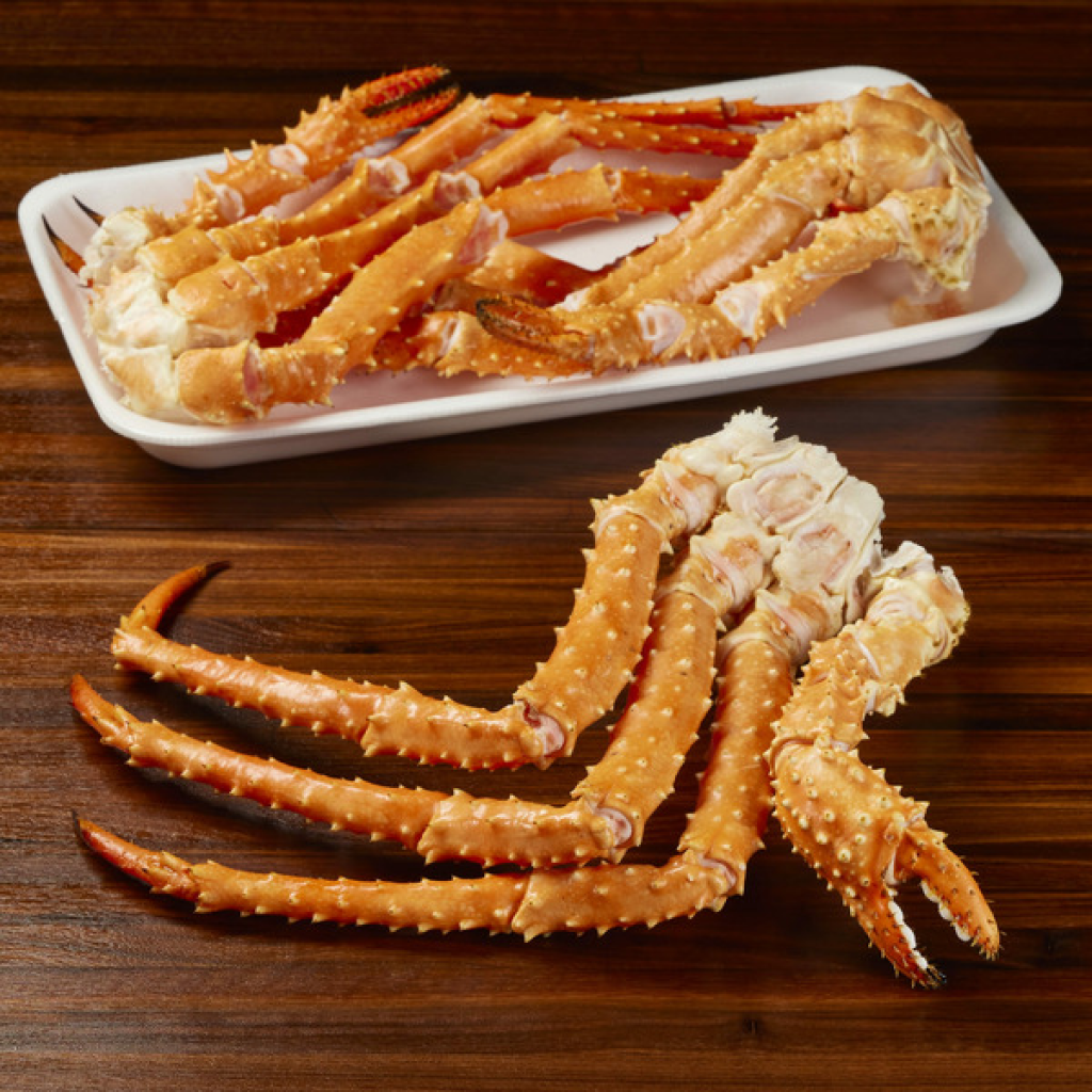 Kirkland Signature Wild Cooked Golden King Crab Sections