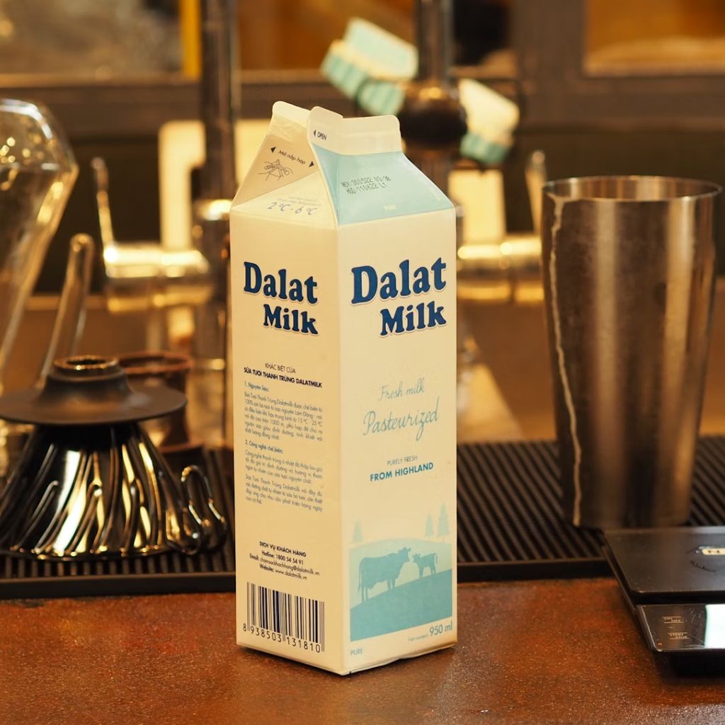 Amul Taaza Homogenised Toned Milk, 1 L Carton